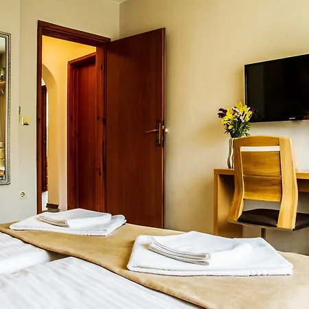 Lipa Bed and Breakfast