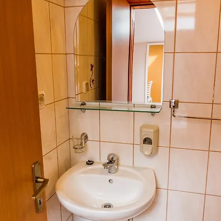 Lipa Bed and Breakfast Μόσταρ